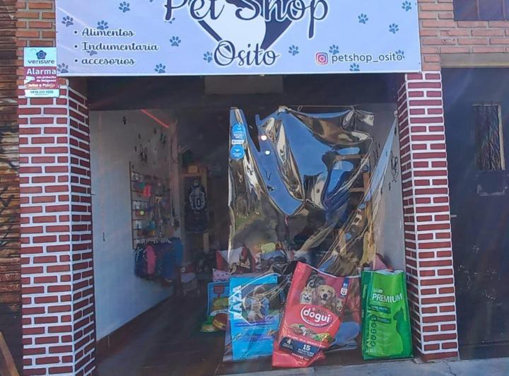 Local comercial sobre calle Moreno 4