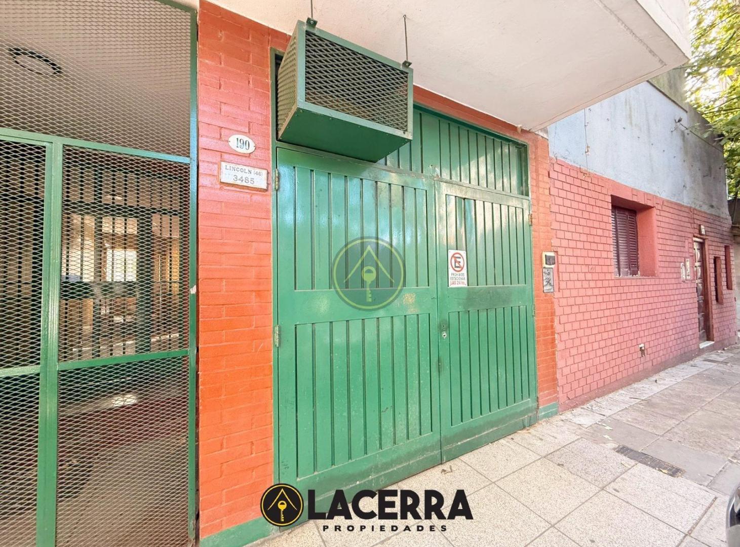 Cochera en venta.