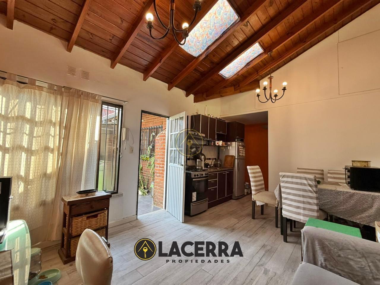 Venta de PH con patio en Villa Ballester/Chilavert