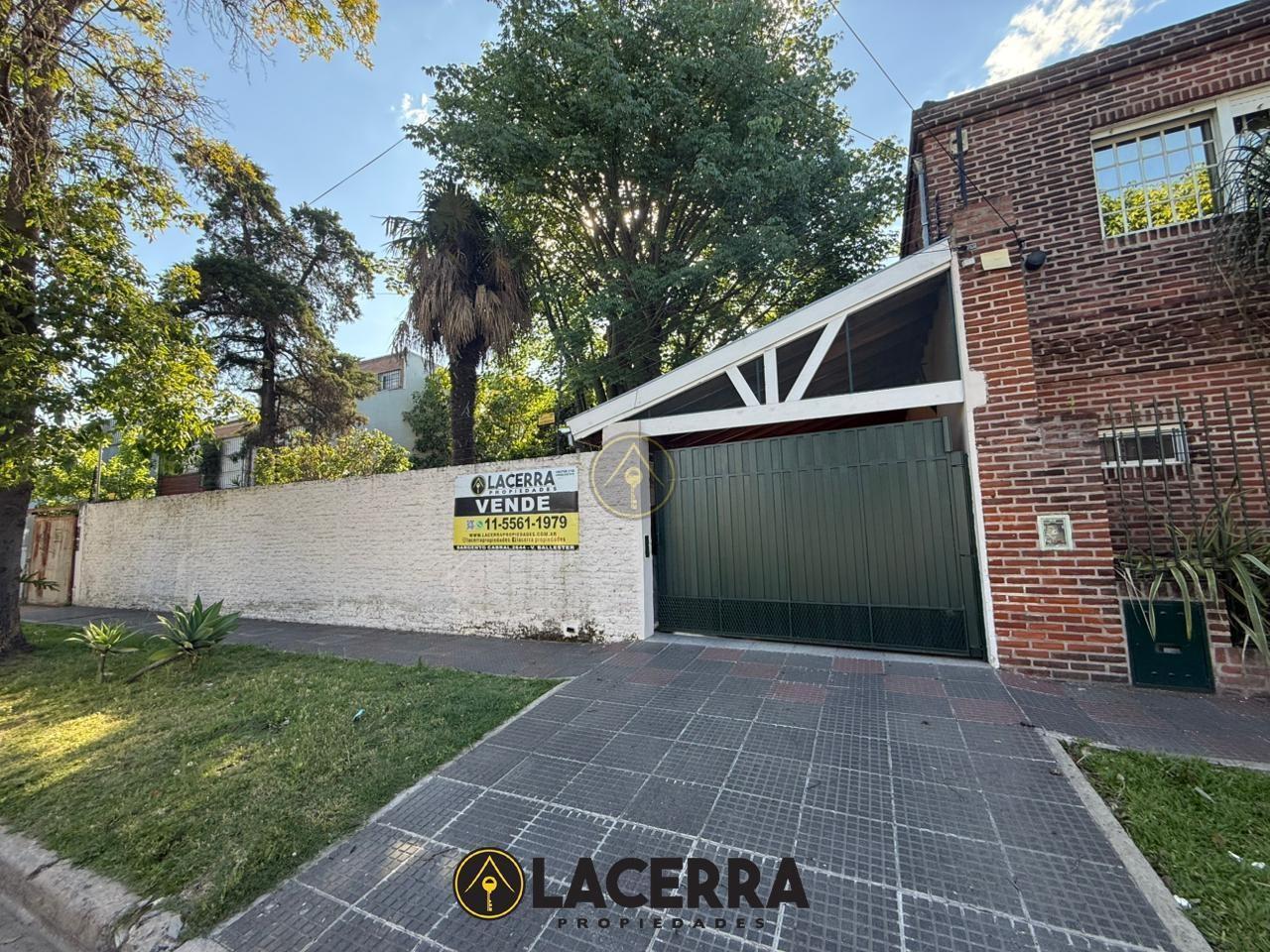 Casa 4 ambientes con jardín en San Andres