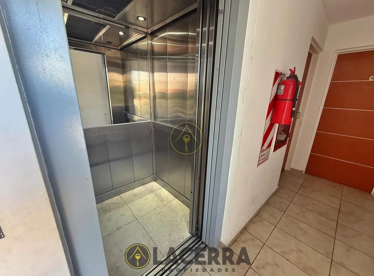 Departamento 2 Amb y medio con cochera en San Martin APTO CREDITO 3