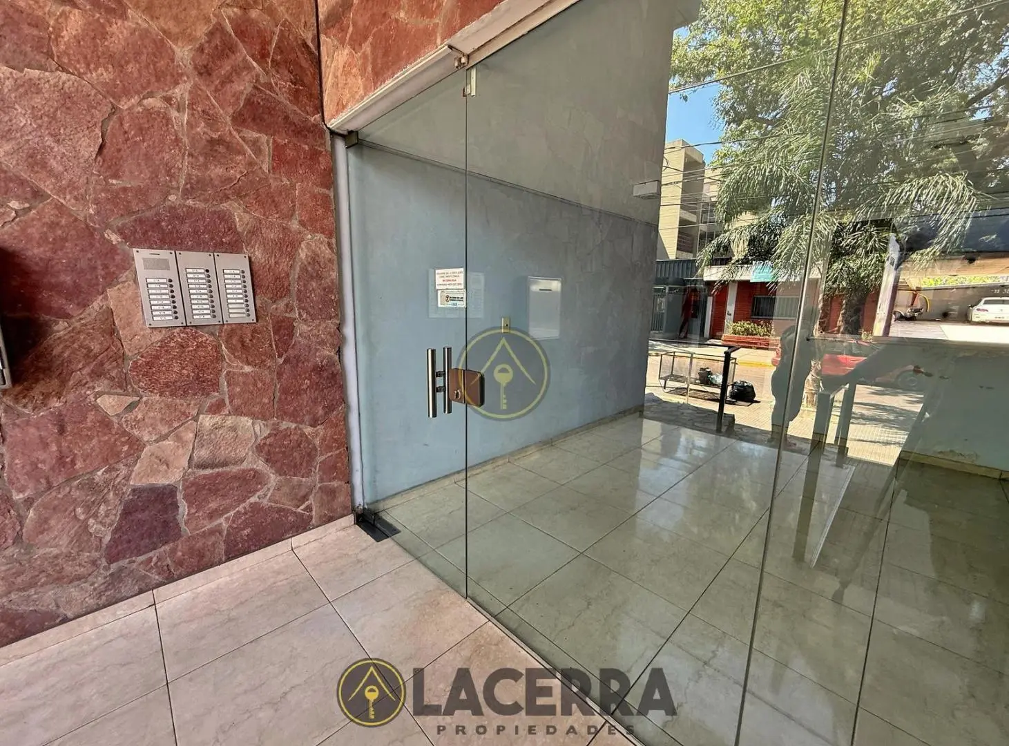 Departamento 2 Amb y medio con cochera en San Martin APTO CREDITO 4