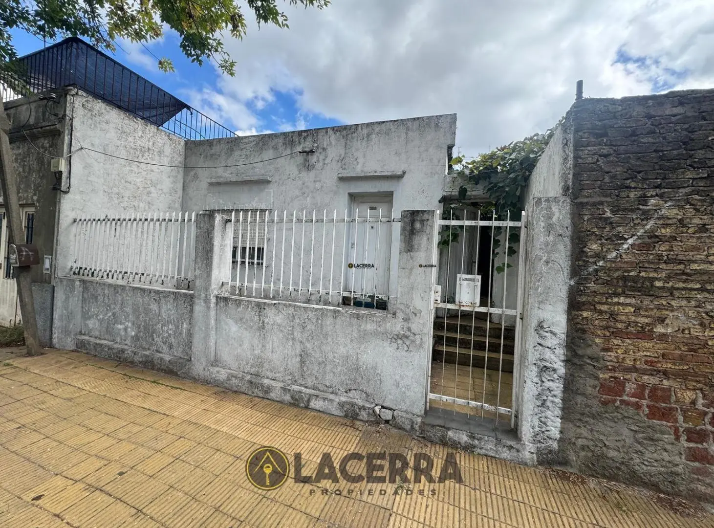 Casa 3 Amb lote propio en venta San Andrés 2