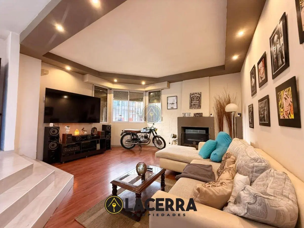Casa 5 ambientes con parque en Villa Ballester 4