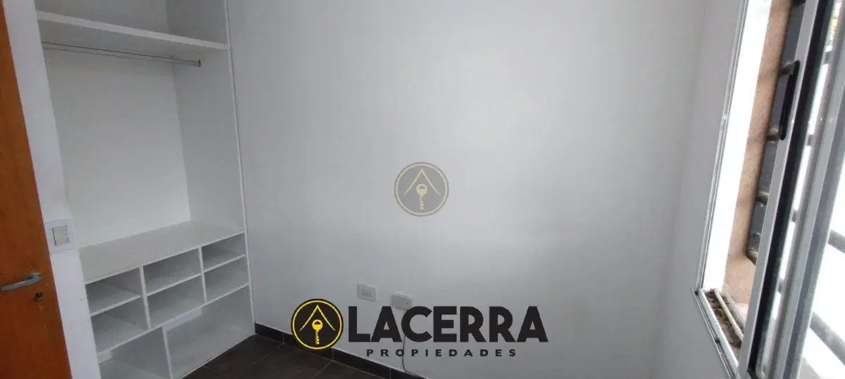 Casa 3 ambientes en alquiler en Villa Ballester 4