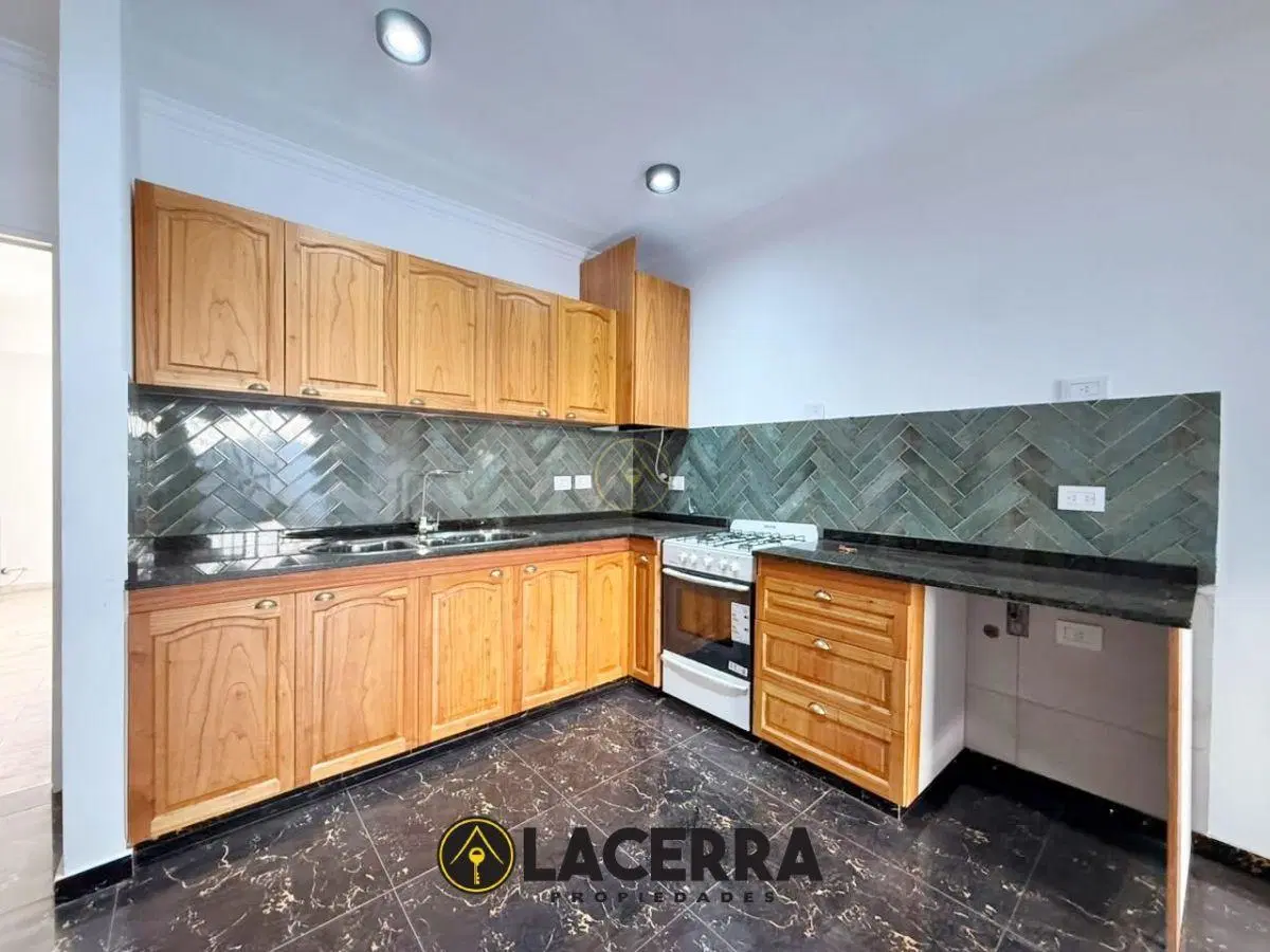 Departamento 3 ambientes con patio en planta baja en Villa Ballester (copia) 5