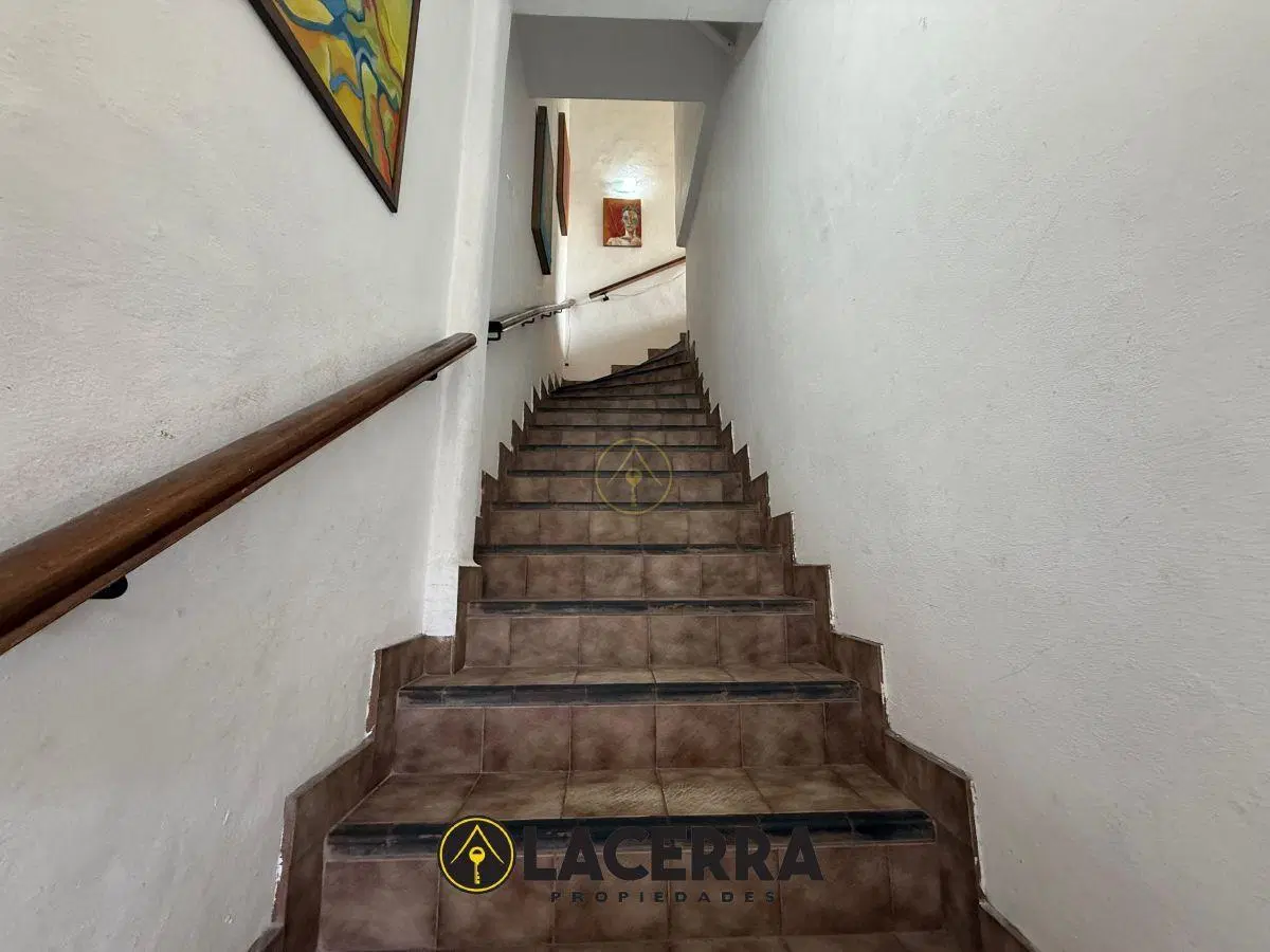 venta de excelente PH 4 ambientes c/ Playroom, terraza y balcòn corrido en Munro 2