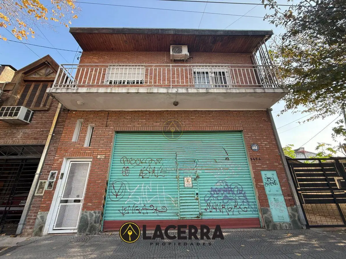 venta de excelente PH 4 ambientes c/ Playroom, terraza y balcòn corrido en Munro 4