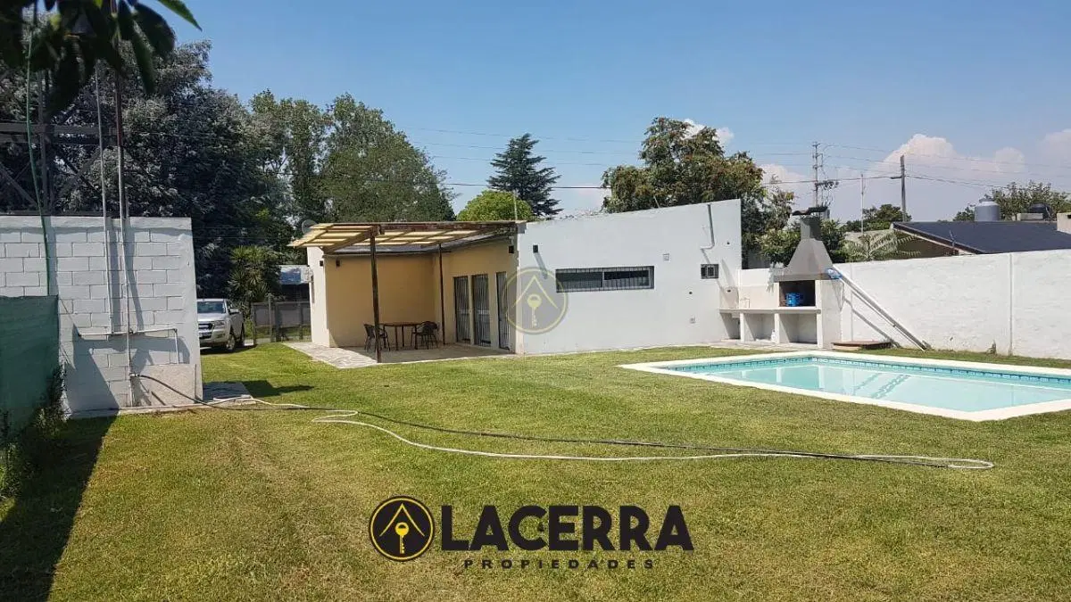 Casa en alquiler 3 ambientes con Pileta! 8