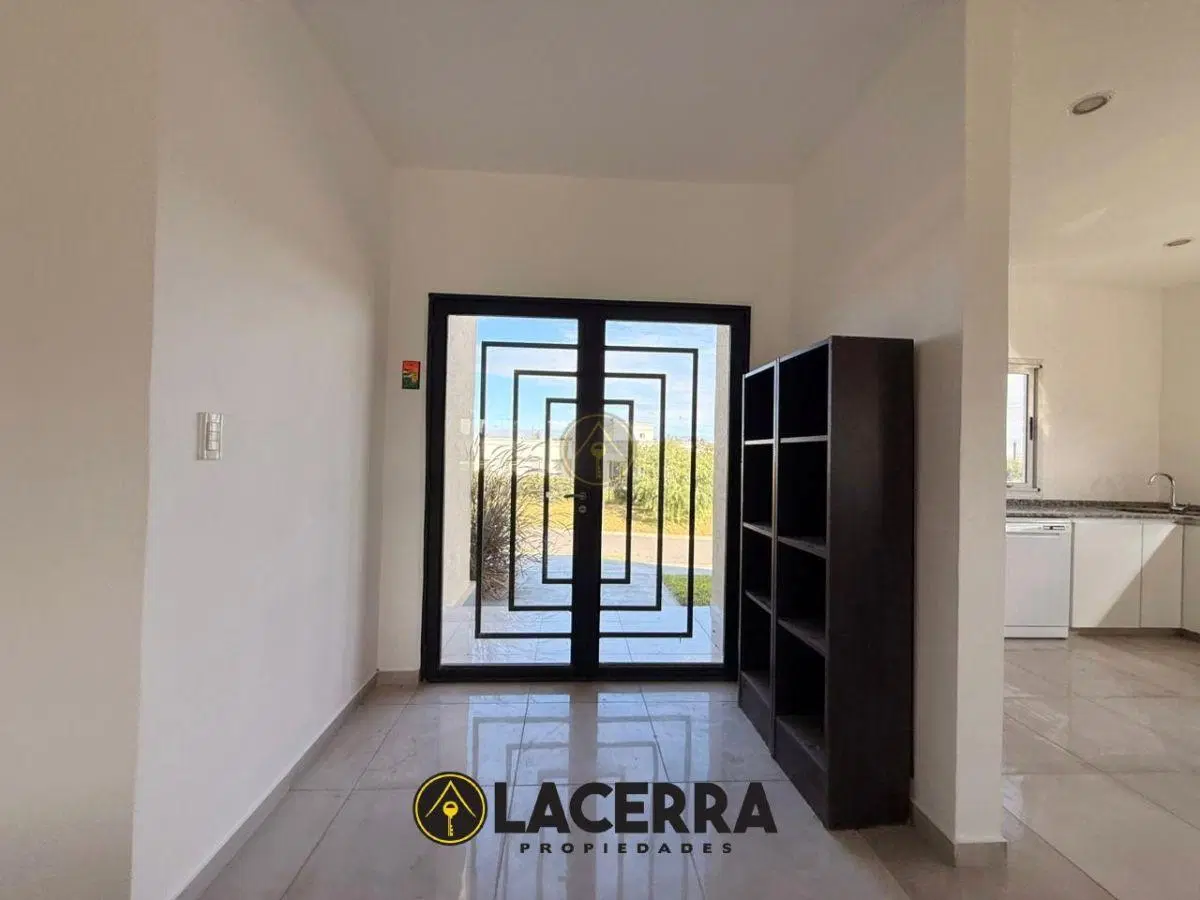 CASA 4 AMBIENTES EN BARRIO PRIVADO SAN SEBASTIÁN, PILAR 5