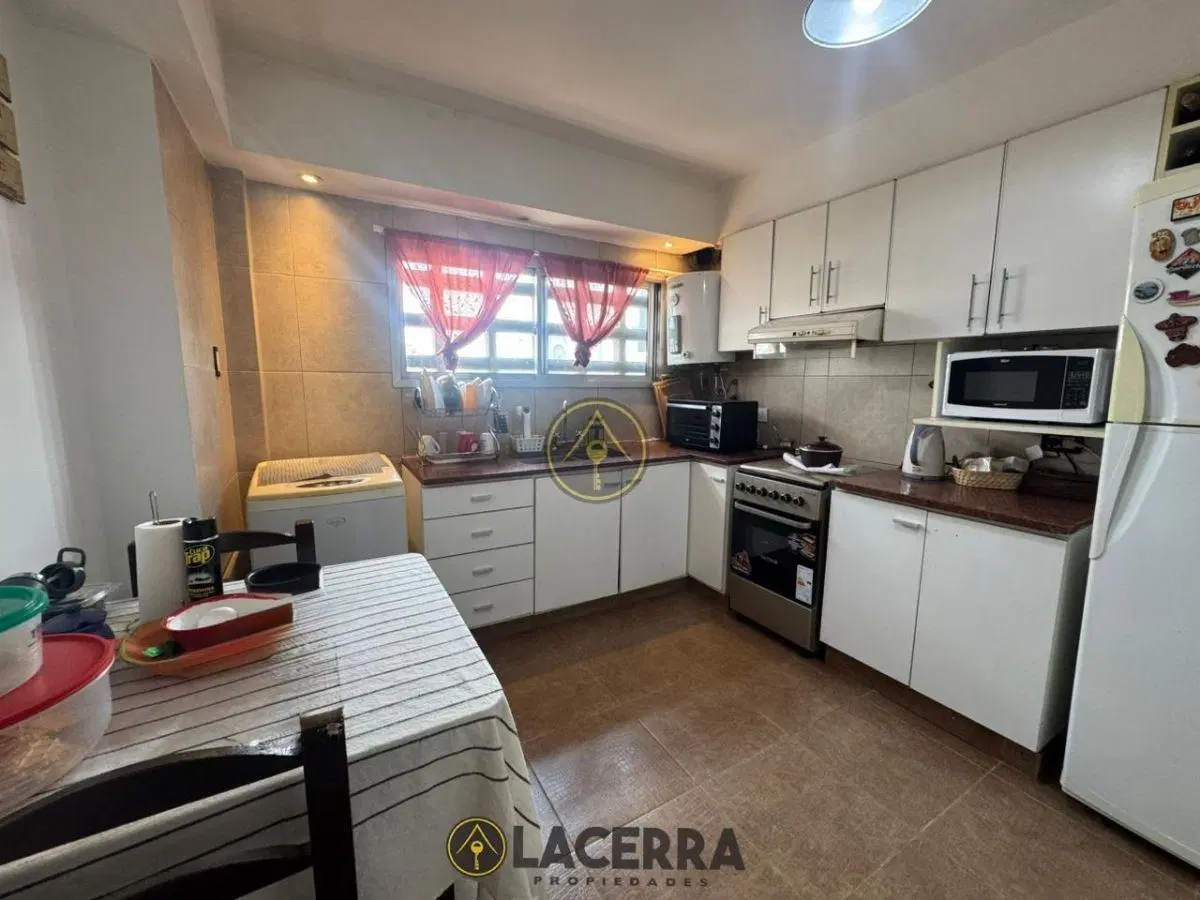 Departamento 3 ambientes con cochera en Beccar 4