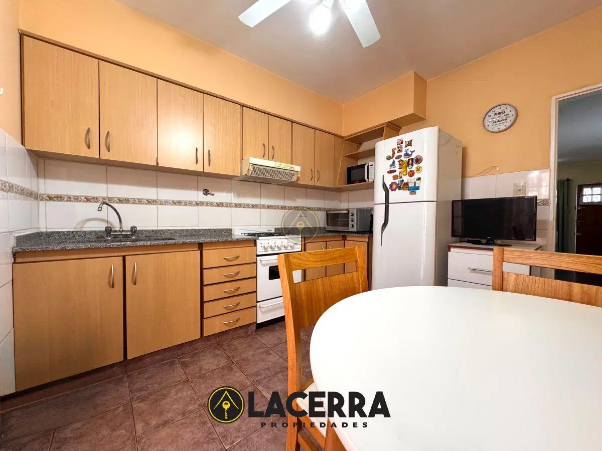 Triplex 4 ambientes con cochera en Munro APTO CREDITO 5