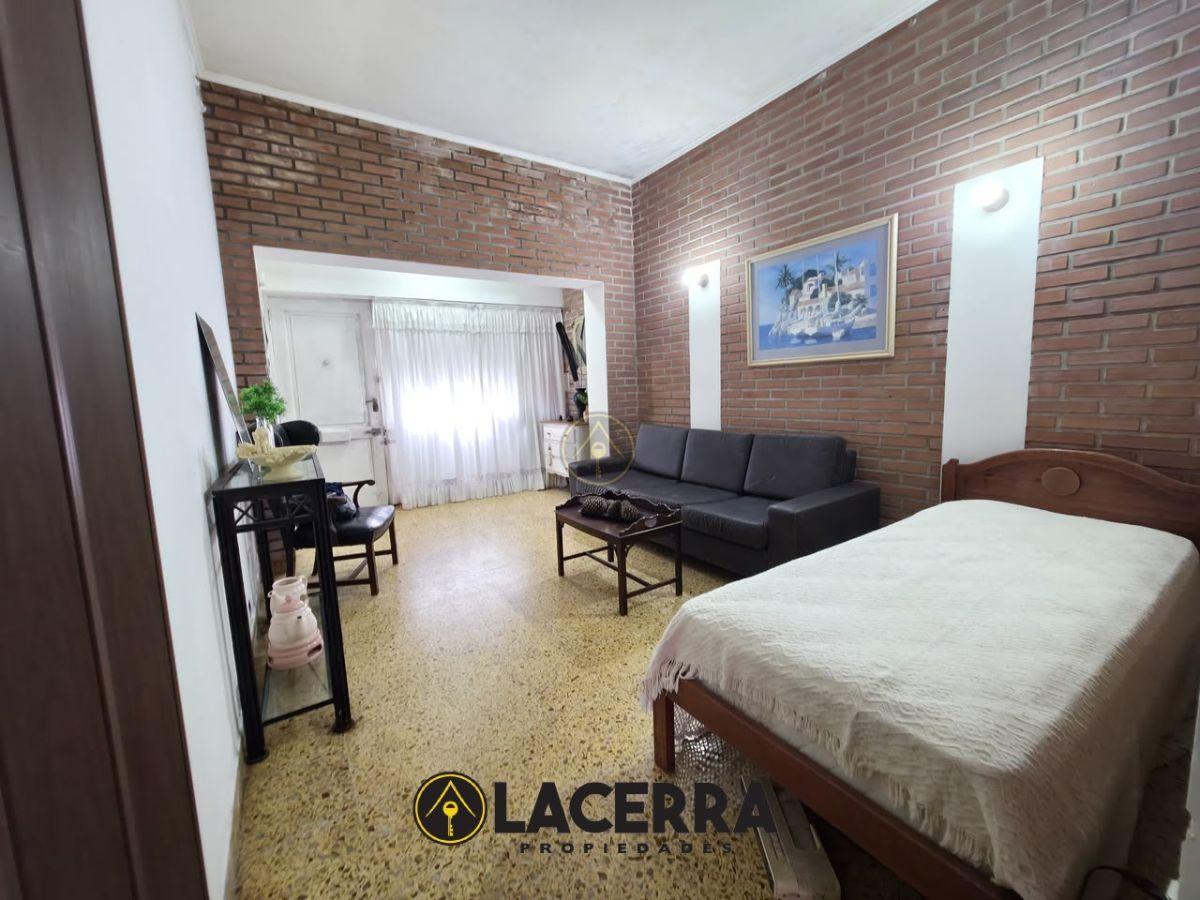 Foto de Casa 3 ambientes con cochera en Carapachay Apto Crédito, imagen 1