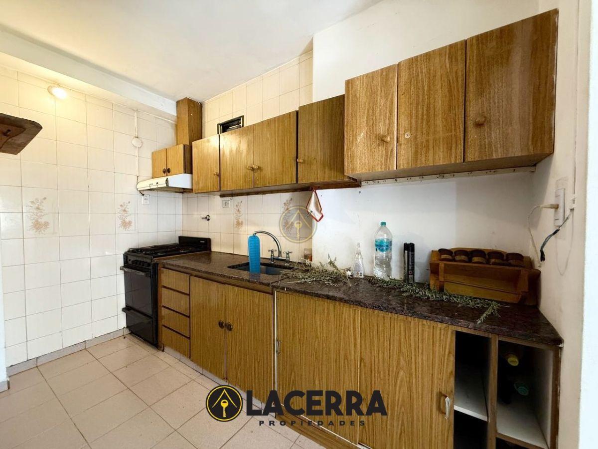 Foto de Venta de casa 5 ambientes con quincho y piscina, Carapachay APTO CREDITO, imagen 3