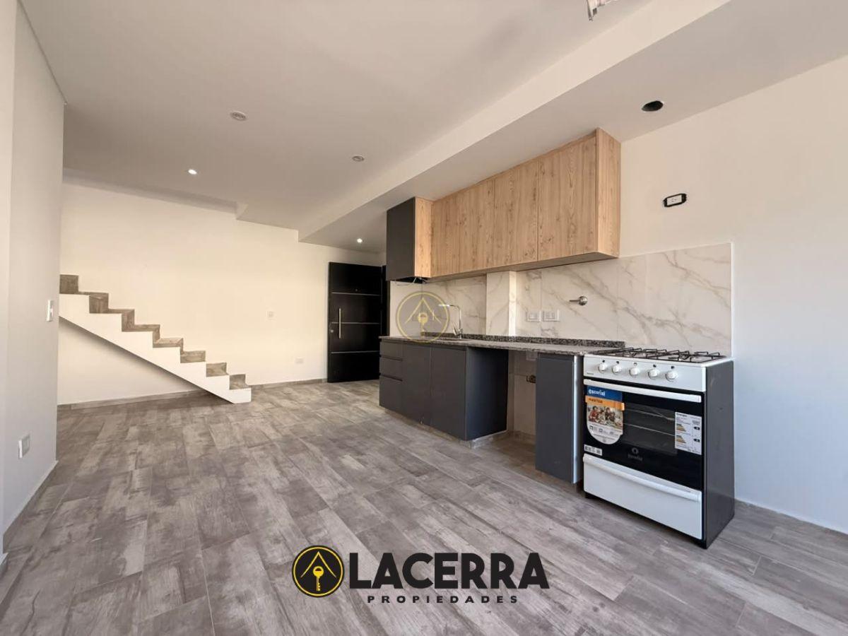 Foto de GRAN OPORTUNIDAD Departamento 2 ambientes con terraza propia en Villa, imagen 3