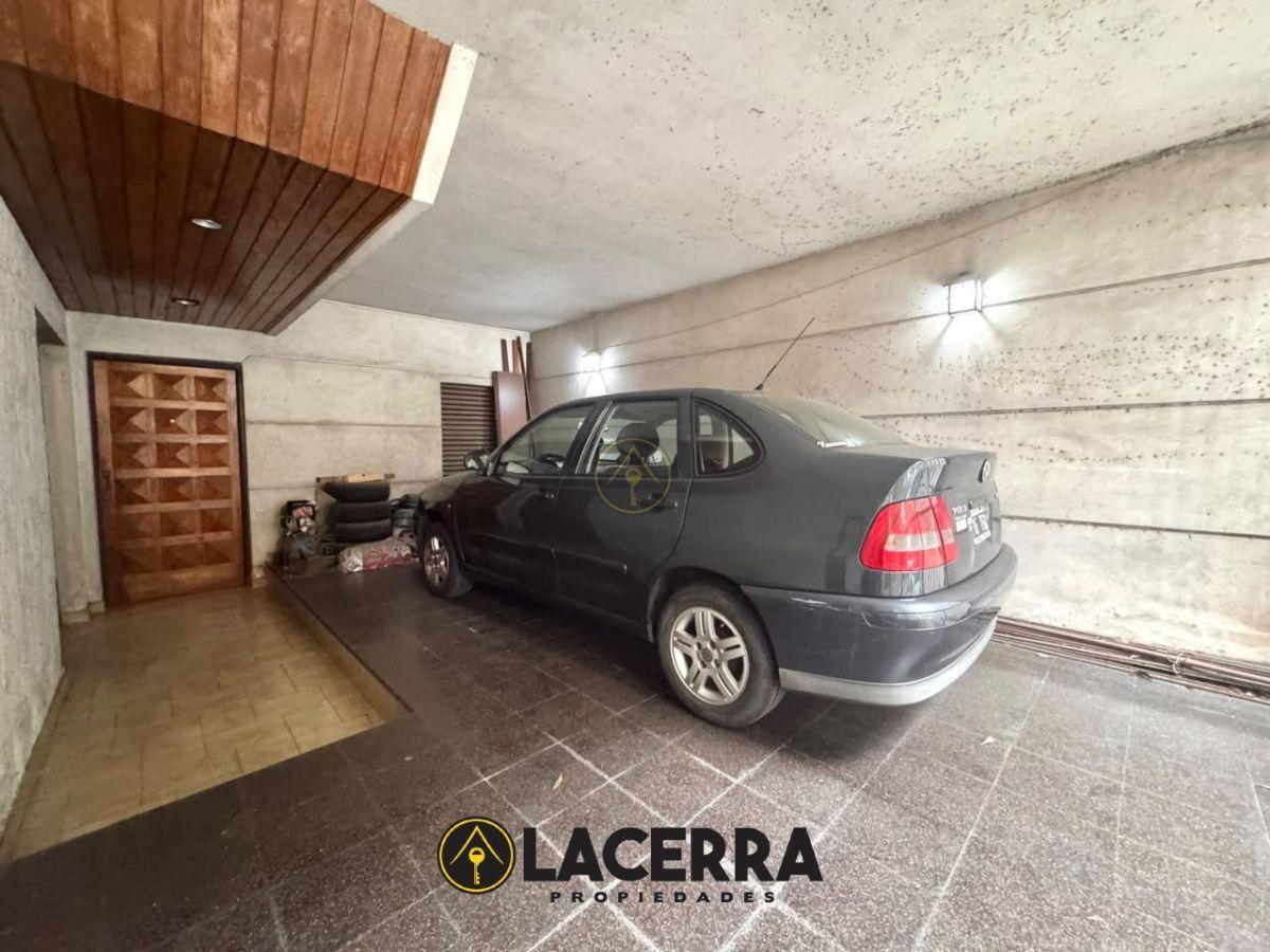 Foto de TERRENO CON CASA A RECICLAR CON GRAN POTENCIAL DE DESARROLLO., imagen 4