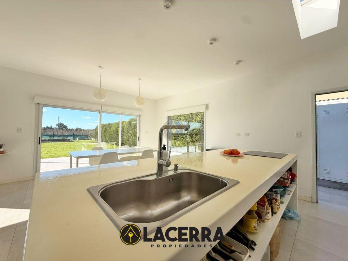Foto de CASA DE 3 AMB. | BARRIO SAN SEBASTIAN - ÁREA 1, imagen 5