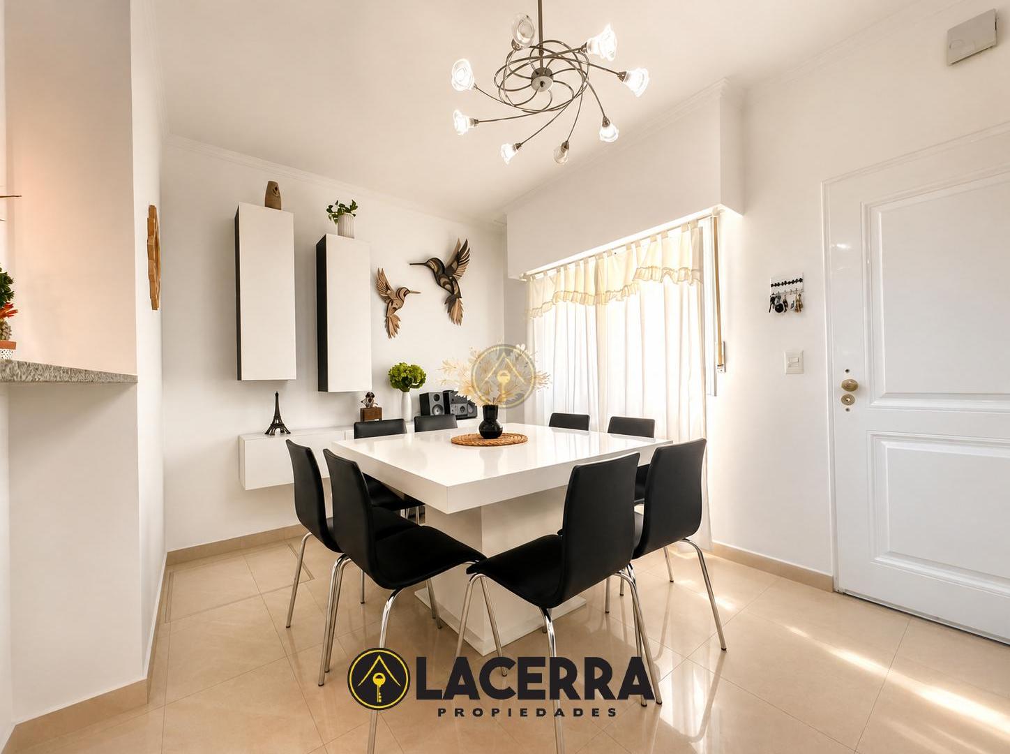 Foto de Casa 3 ambientes con cochera, quincho y pileta - José León Suárez, imagen 1