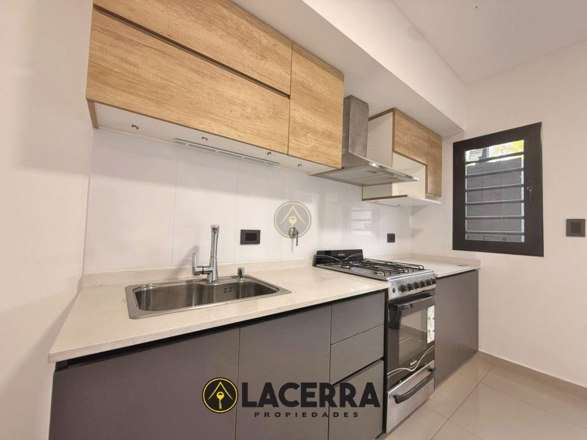 Foto de Duplex 3 ambientes con jardin, cochera y baulera en venta, Villa, imagen 3