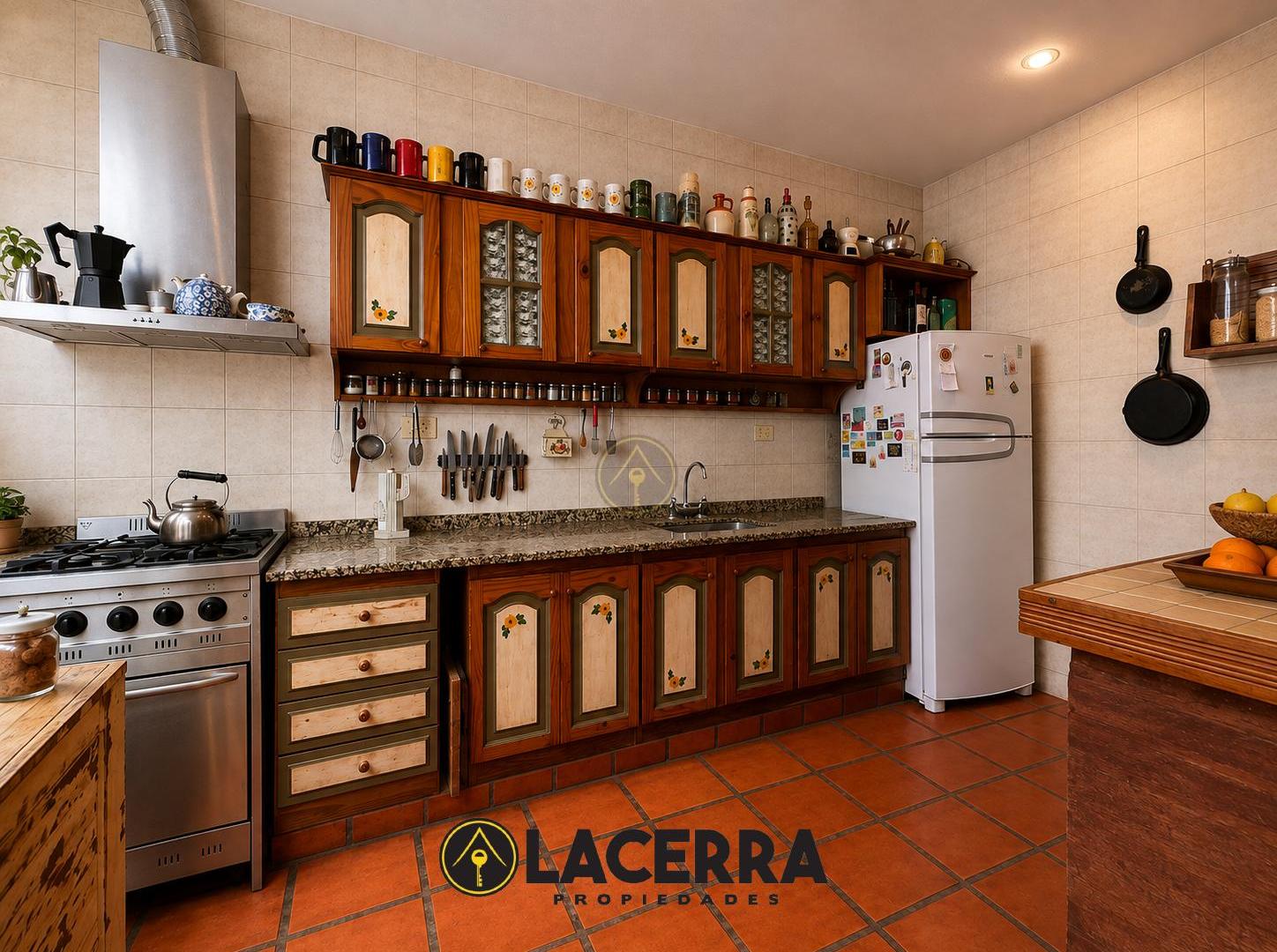 Foto de Casa 5 ambientes en Villa Ballester, con parque y piscina, imagen 1