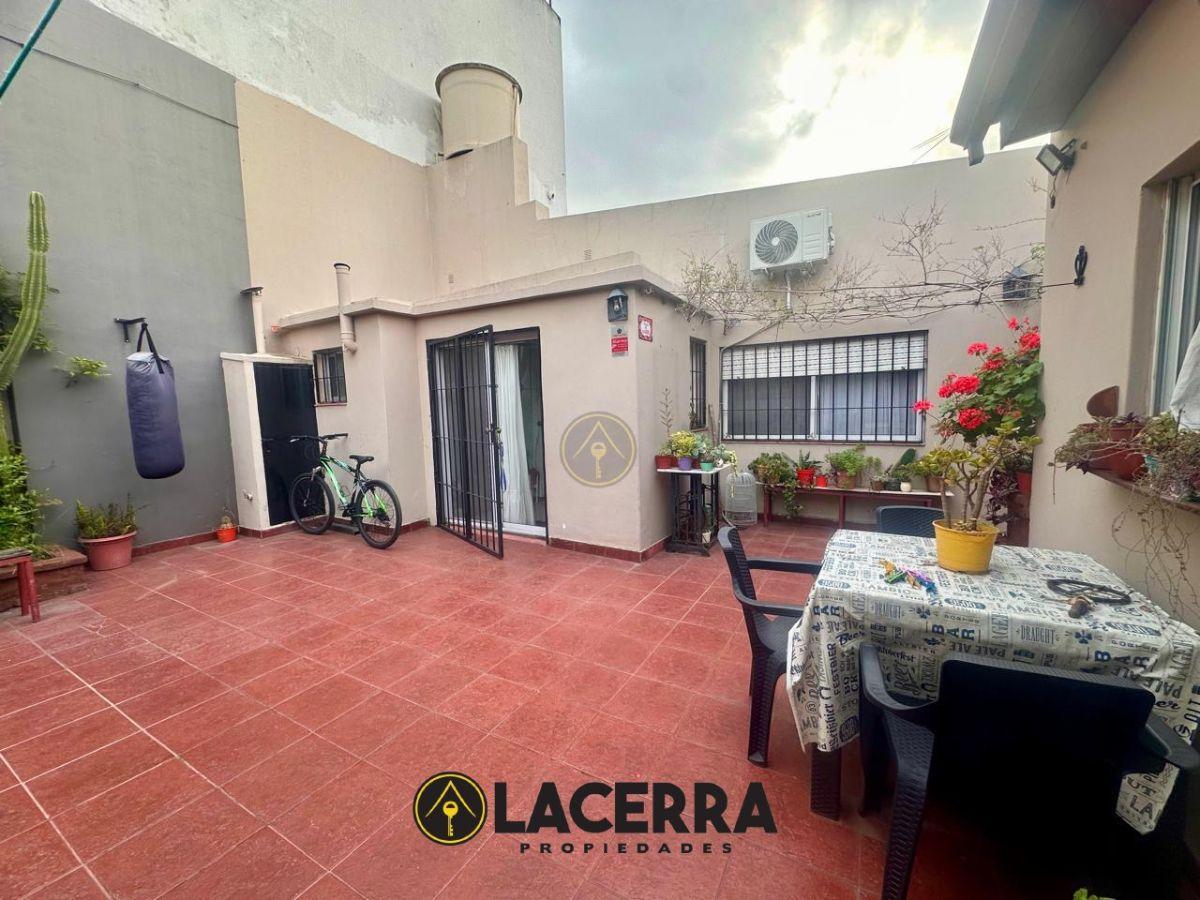 Foto de Casa 4 ambientes cochera y jardin, imagen 2