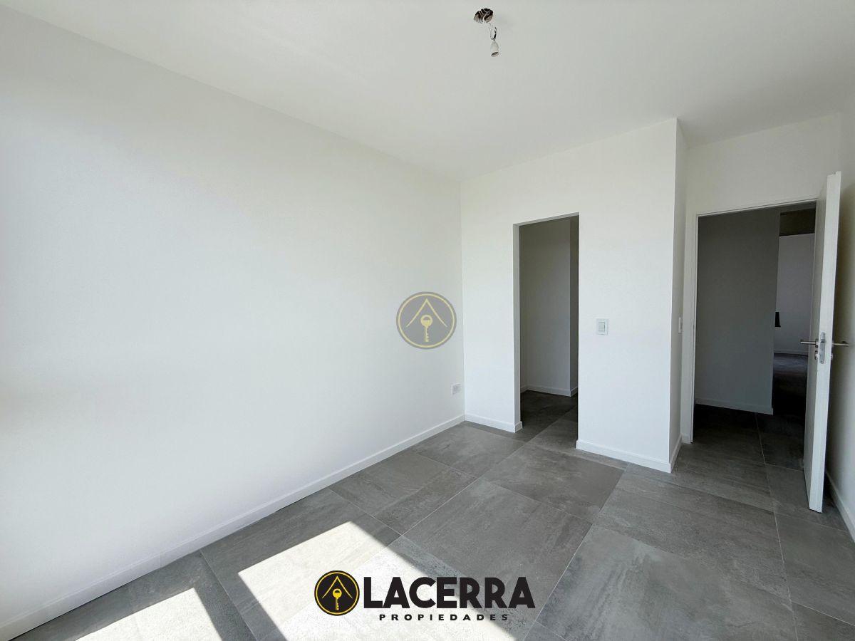 Foto de Triplex 3 ambientes con gran terraza propia en San Martin, imagen 4