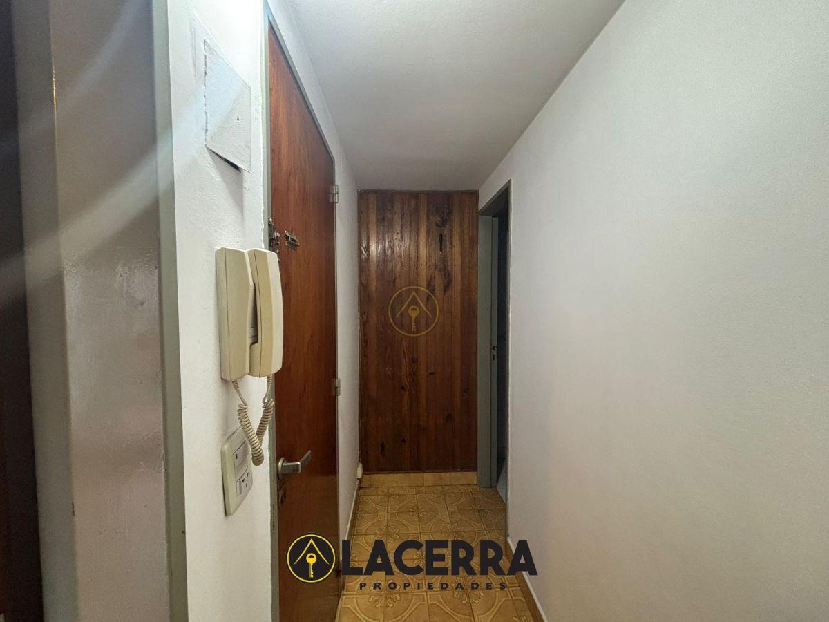 Foto de Departamento — 2 amb — Lavalle al 1500, imagen 2