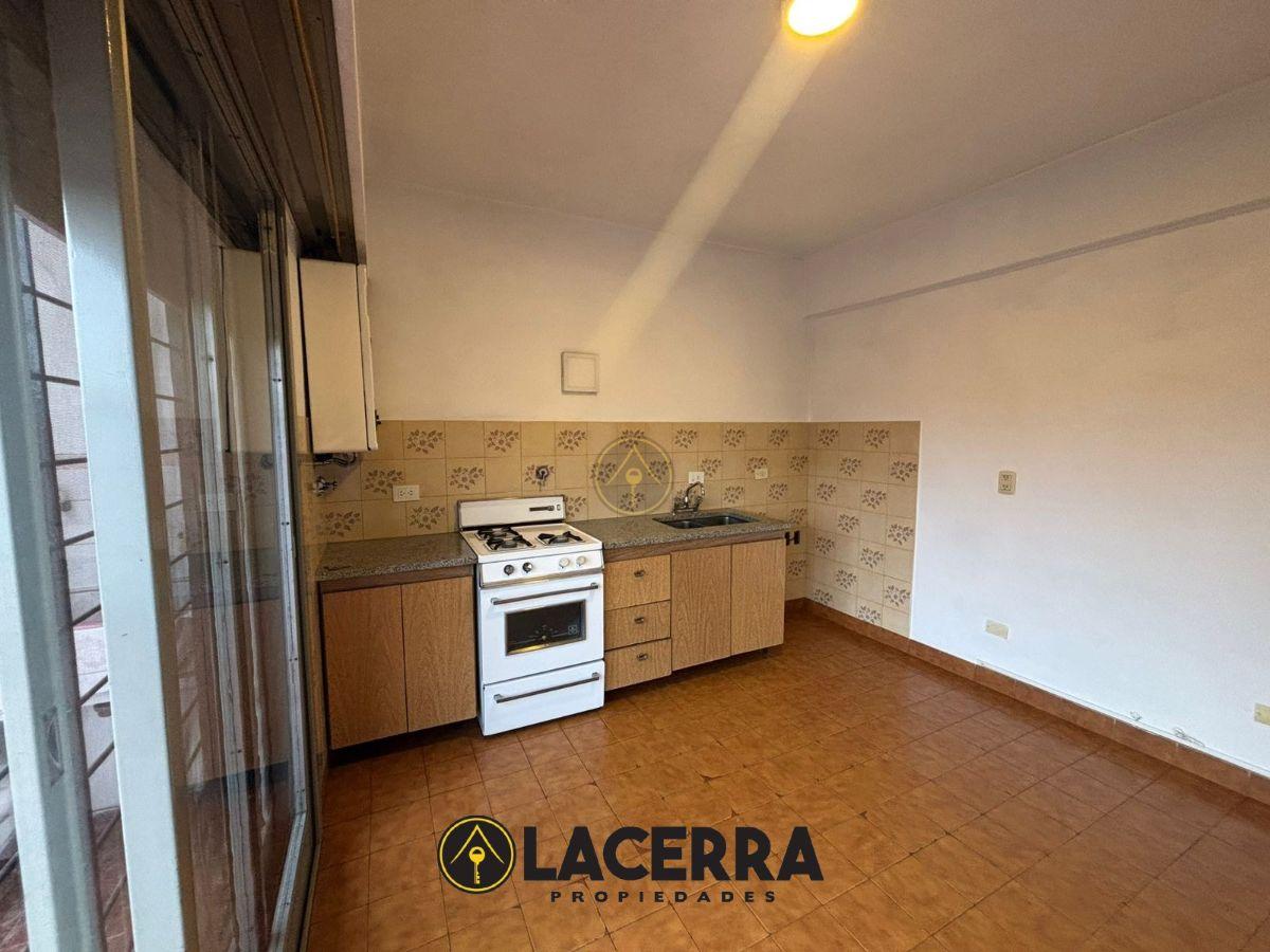 Foto de Departamento — 2 amb — Lavalle al 1500, imagen 1