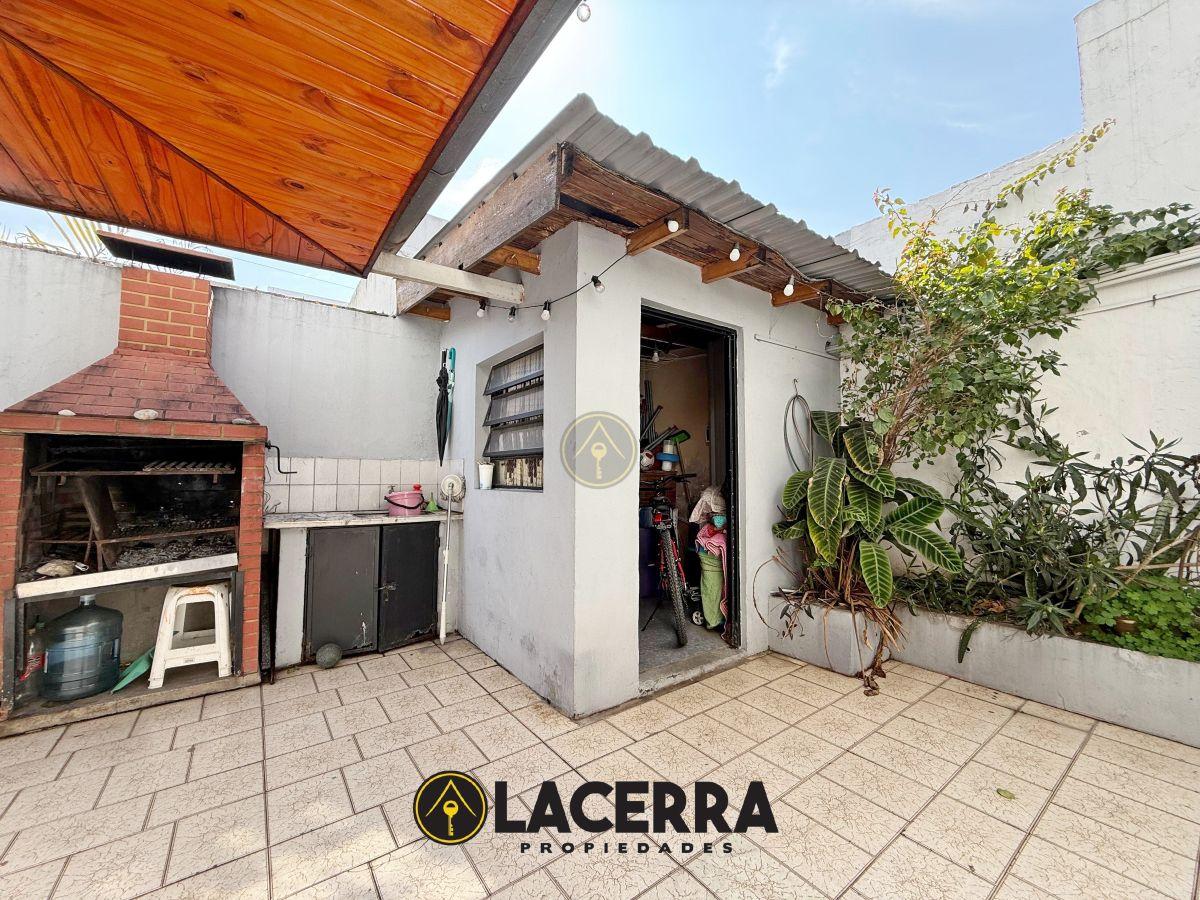 Foto de Venta de PH 4 ambientes con patio, parrilla y balcón aterrazado en, imagen 4