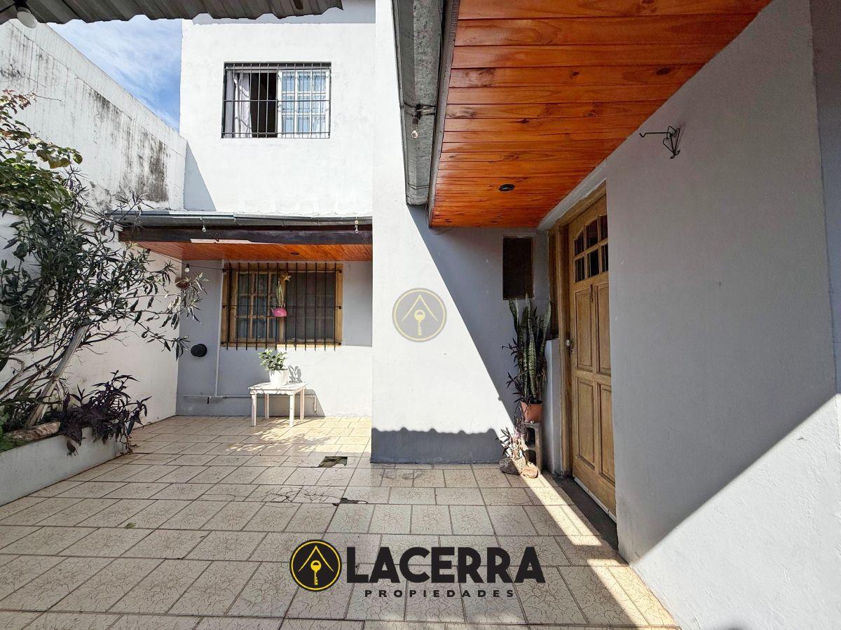 Foto de Venta de PH 4 ambientes con patio, parrilla y balcón aterrazado en, imagen 1