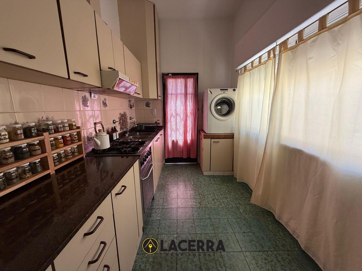 Foto de Venta de excelente casa 4 Ambientes c doble cochera José León Suarez, imagen 5