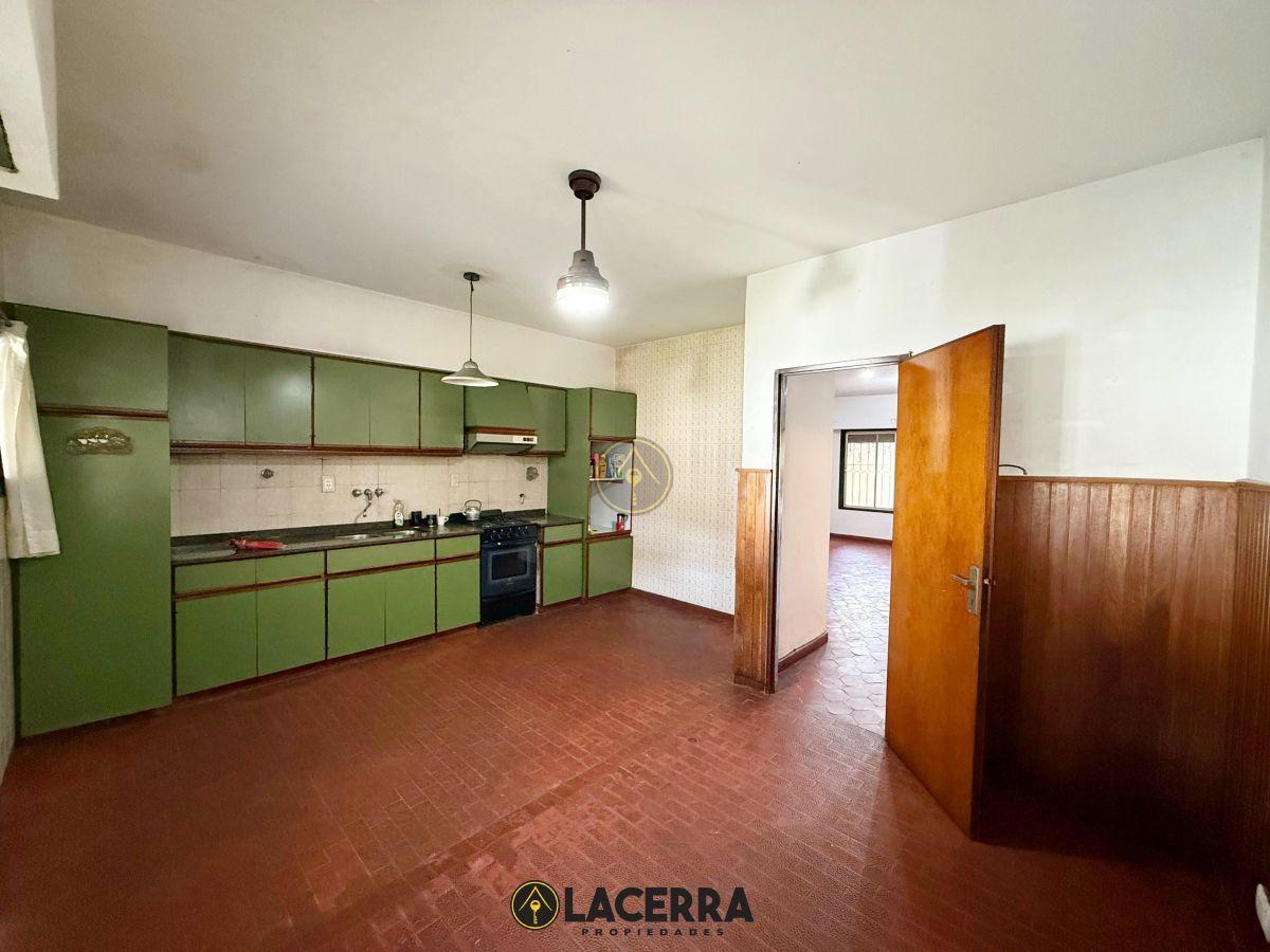 Foto de Duplex 4 ambientes con jardin en venta en Carapachay, imagen 1