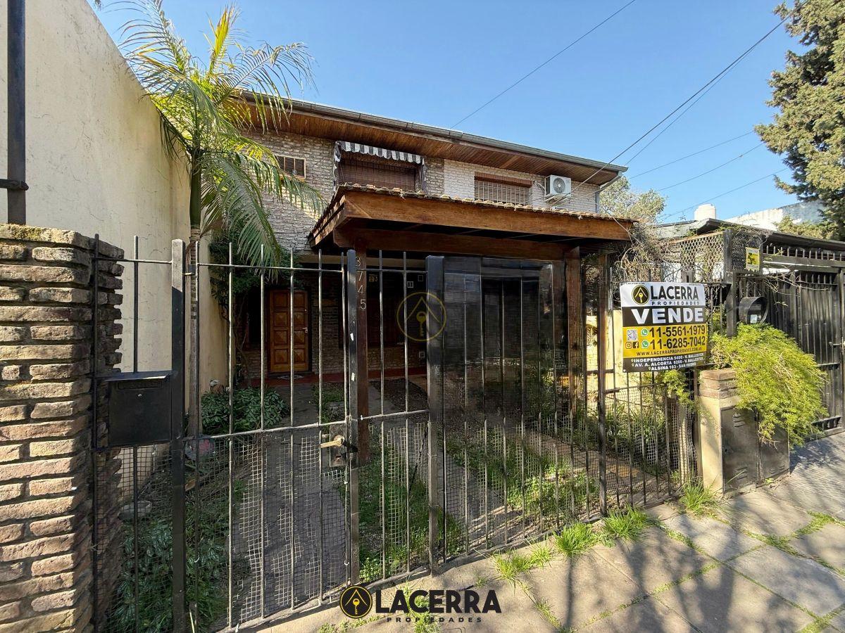 Foto de Duplex 4 ambientes con jardin en venta en Carapachay, imagen 2