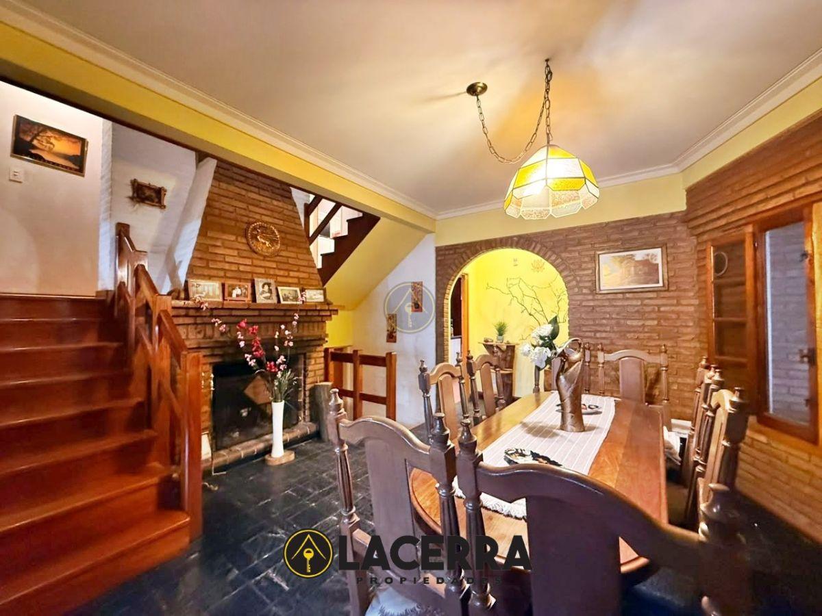 Foto de Casa 4 ambientes con jardín en Villa Ballester, imagen 2