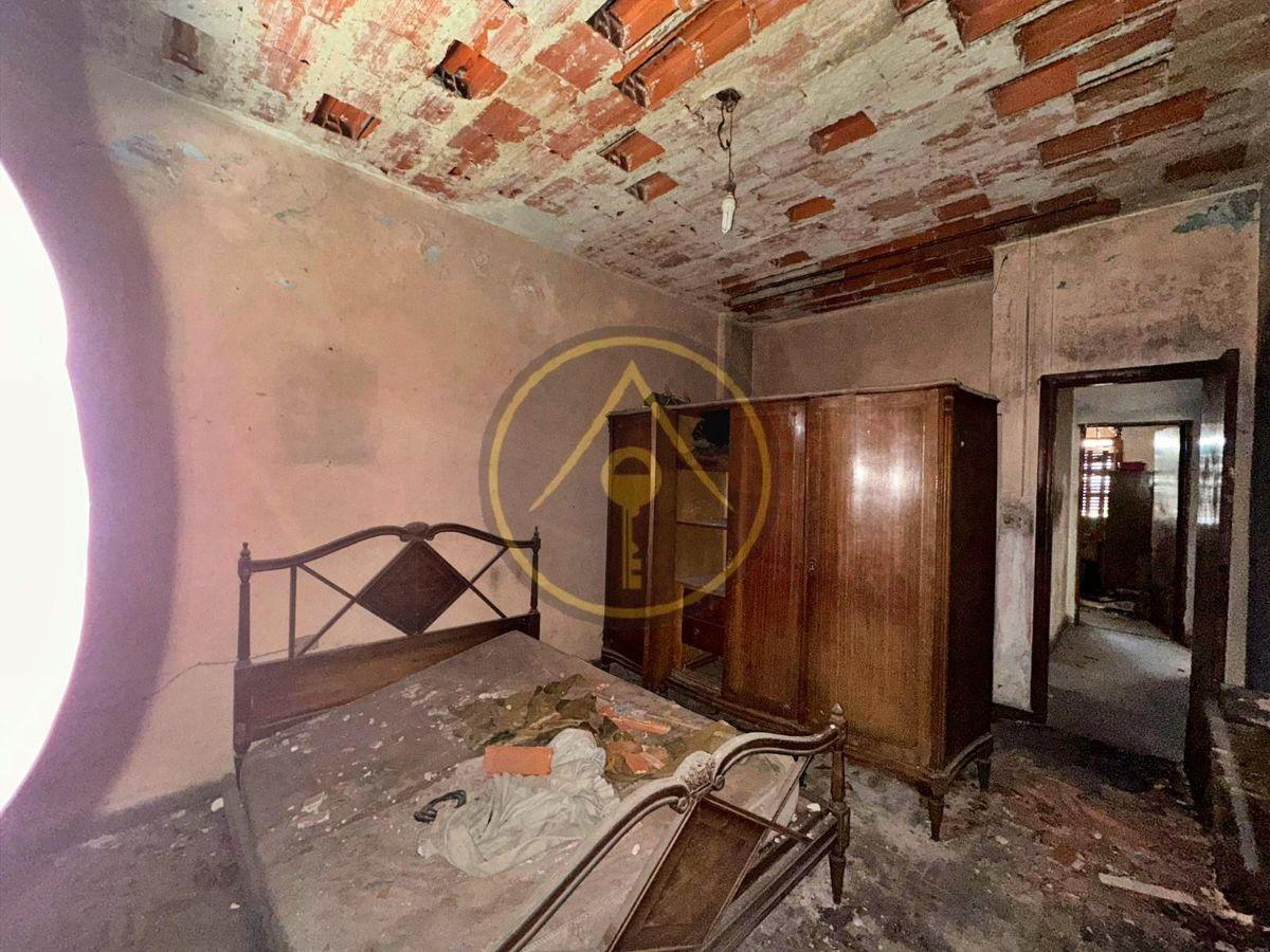 Foto de PH 3 Amb a reciclar en Venta Villa Bonich, imagen 5