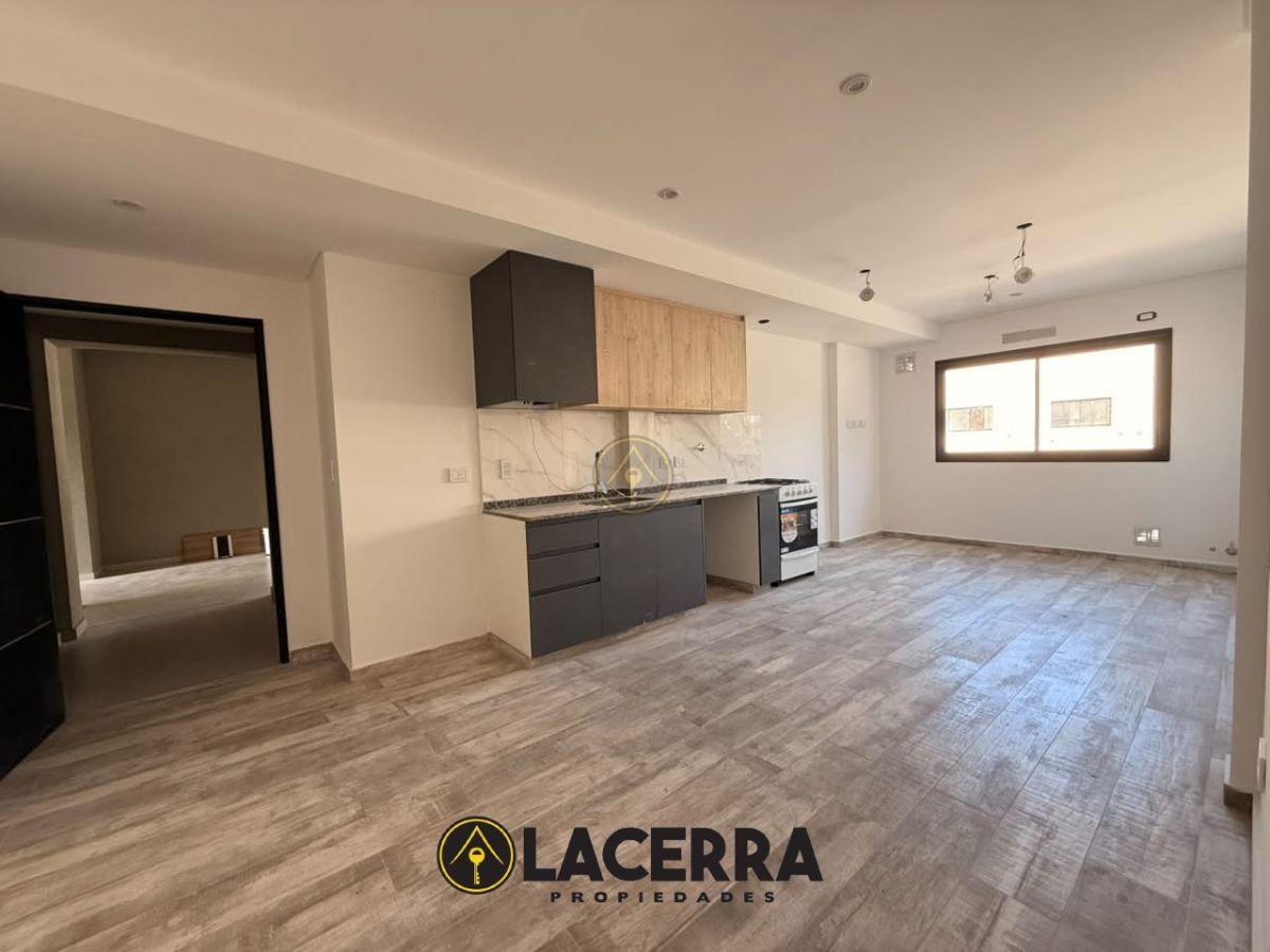 Foto de GRAN OPORTUNIDAD Departamento 2 ambientes con terraza propia en Villa, imagen 2