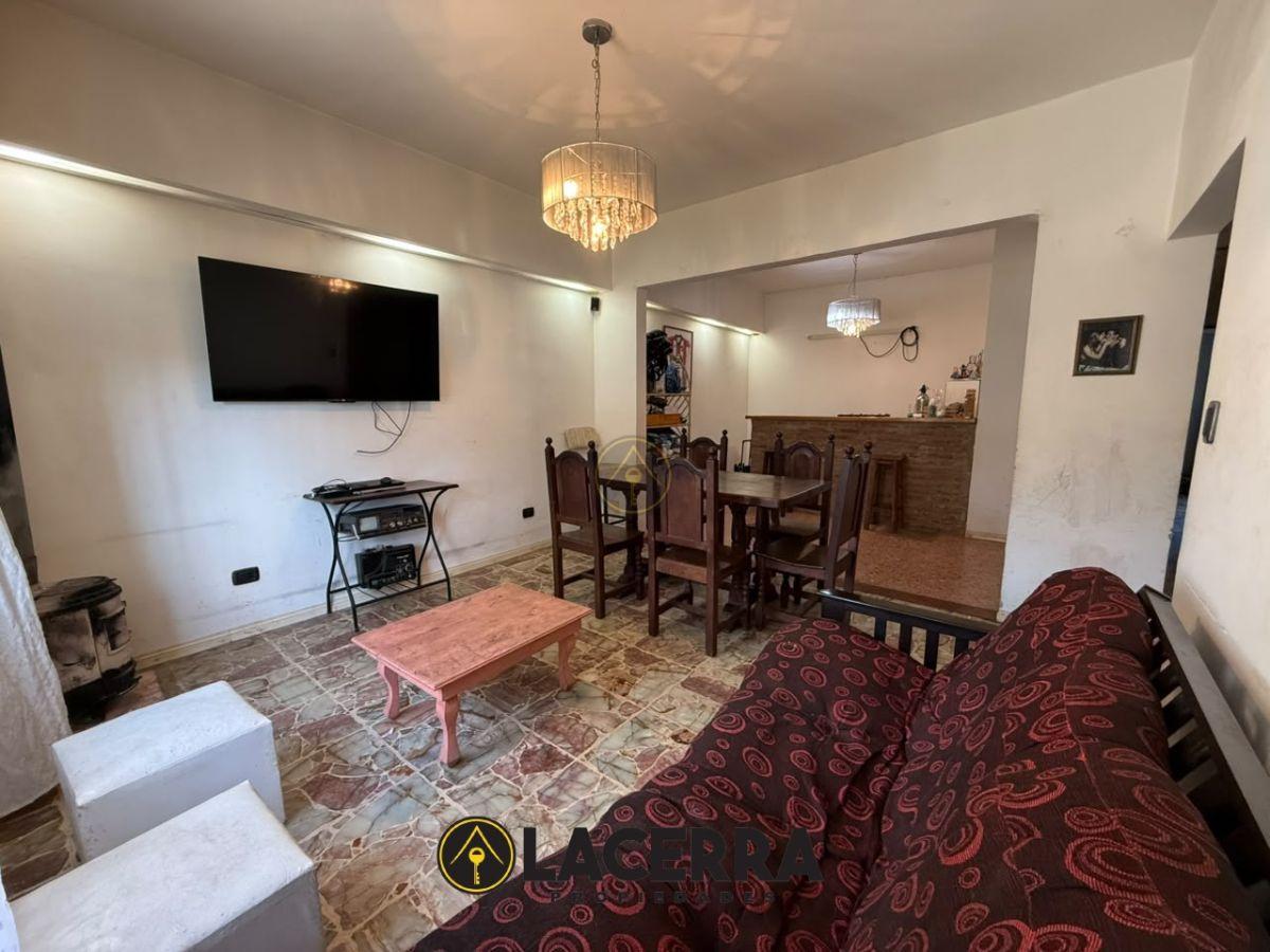 Foto de Venta Casa 3 Ambientes con Garage en Jose Leon Suarez, imagen 3