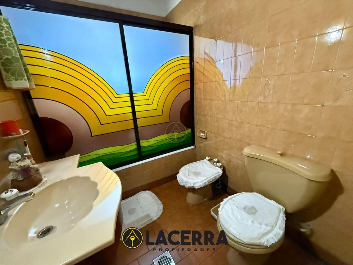 Foto de Casa 5 ambientes con cochera y jardin en San Andres/Villa Zagala, imagen 3