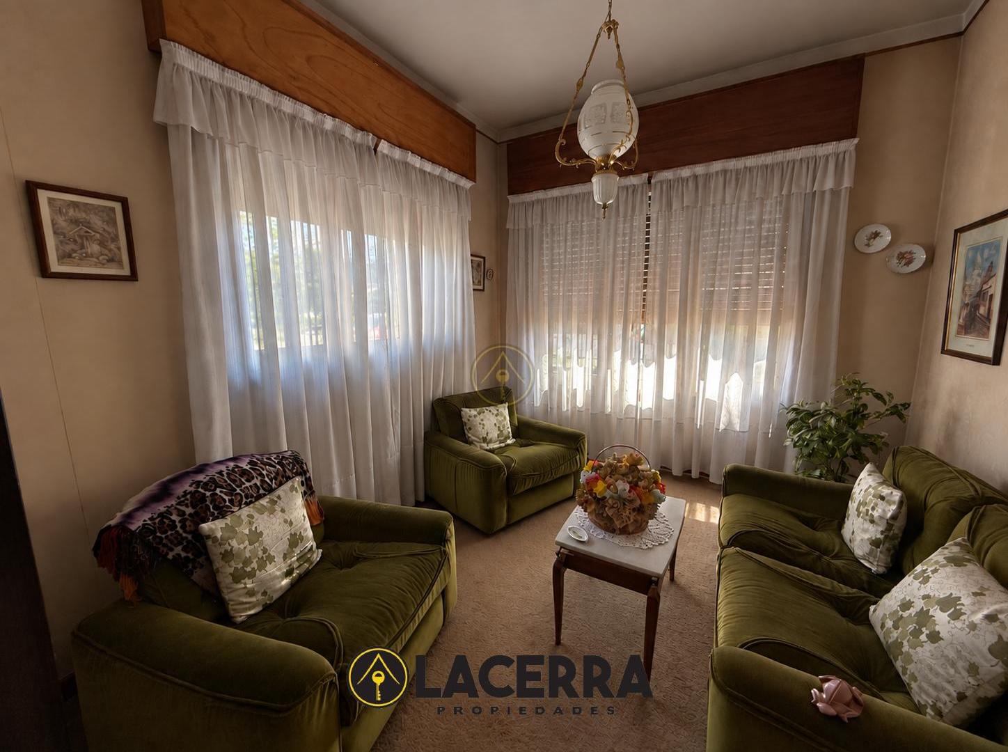 Foto de Casa 5 ambientes con cochera y jardin en San Andres/Villa Zagala, imagen 4
