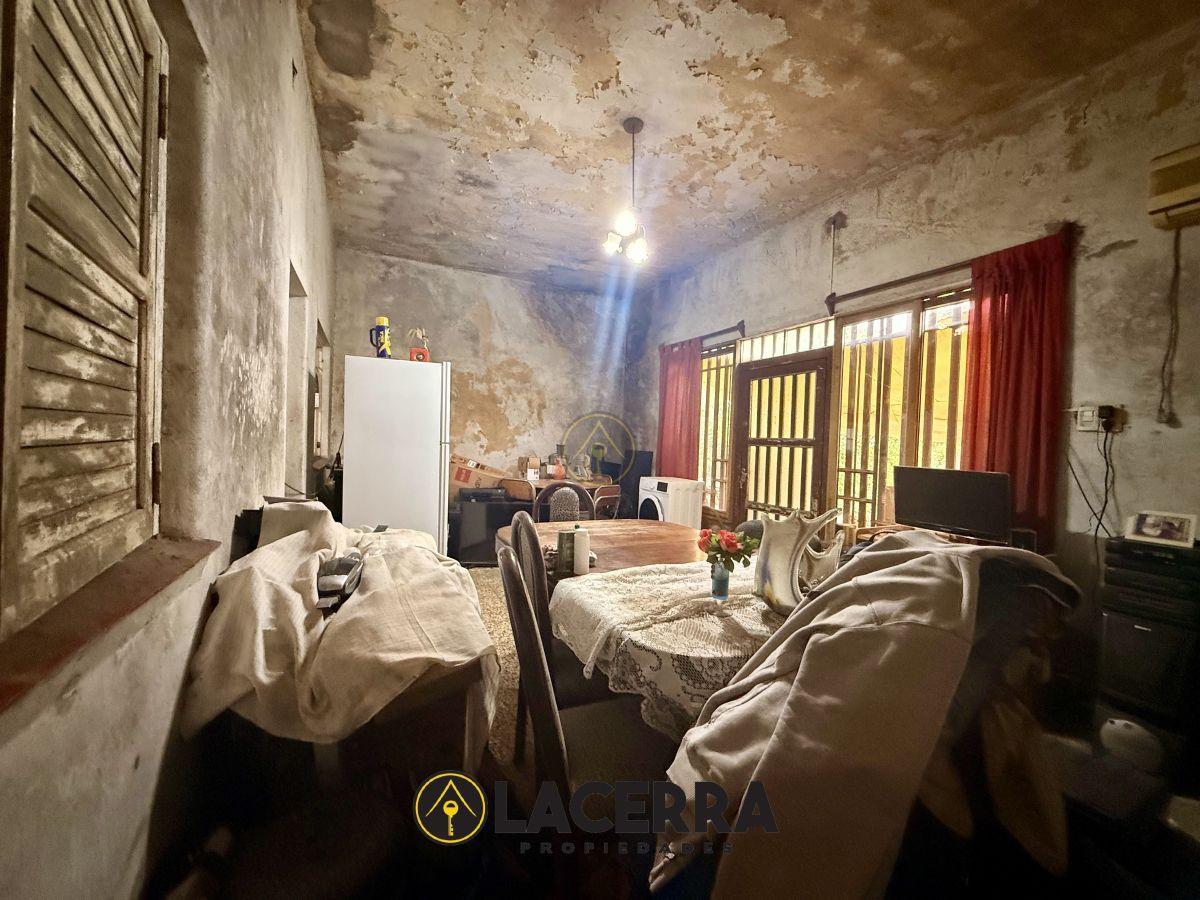 Foto de Casa a refaccionar amplio lote de 317 m2, imagen 3