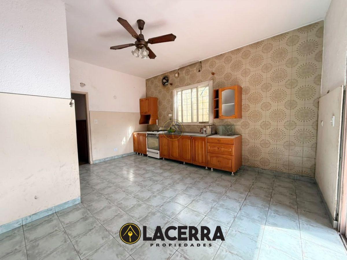 Foto de Casa 4 ambientes con jardin APTO CREDITO en Chilavert, imagen 1