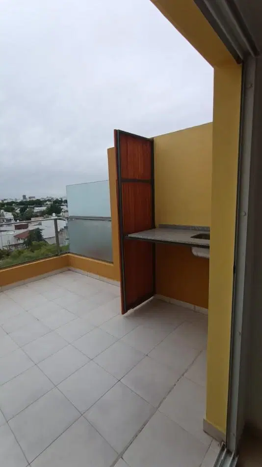 Departamento Monoambiente Excelente !!!!!! Doble Ventilacion , Balcon Terraza 3