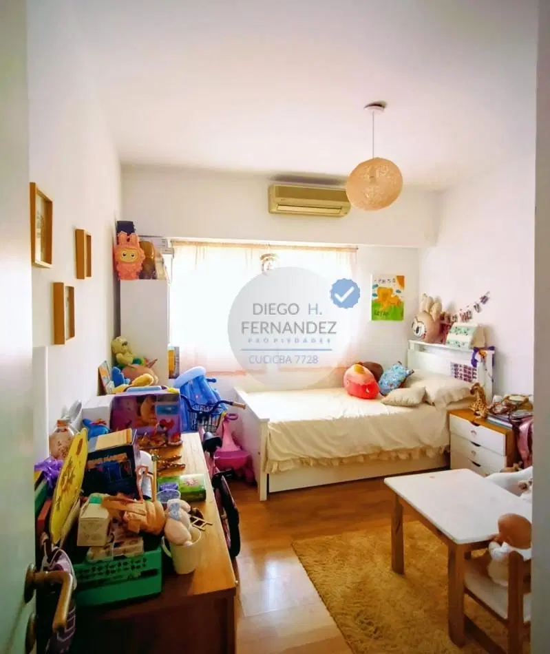 TRES AMBIENTES EN SUITE, CON COCHERA MUY BUENO !!!! SEGURIDAD !!!! BUEN EDIFICIO. 4