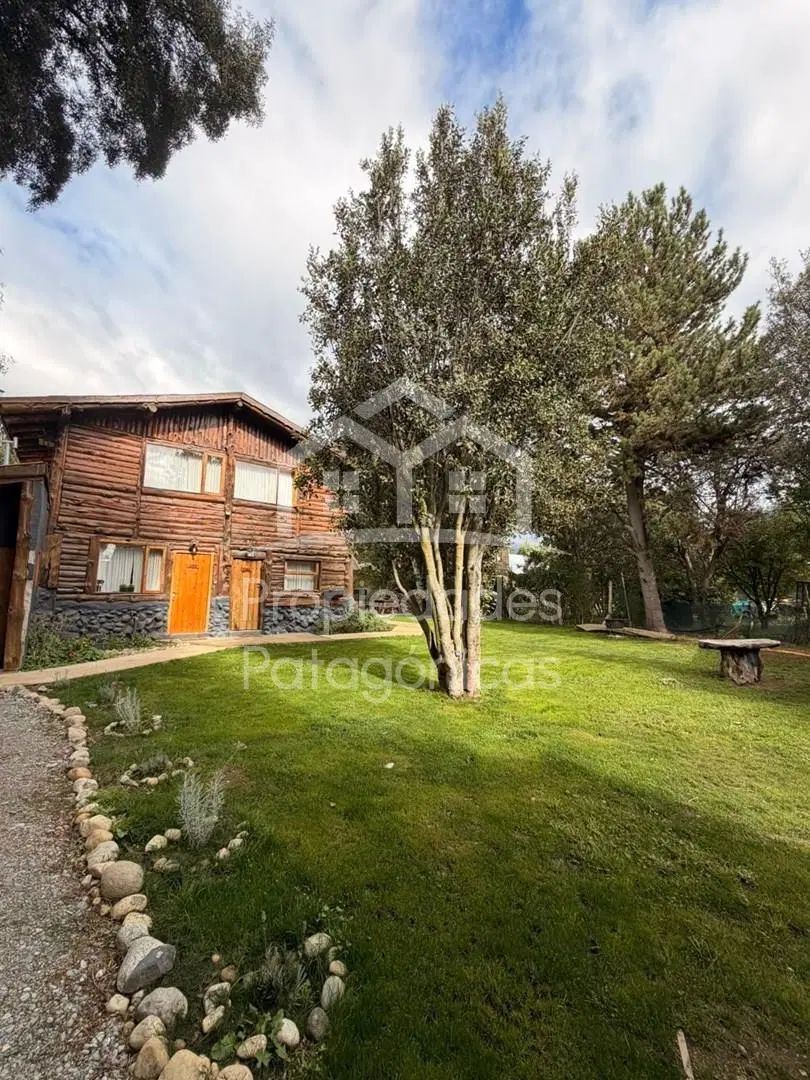 Casa Chalet  en Alquiler en Nahuel Malal, Bariloche, Patagonia 5