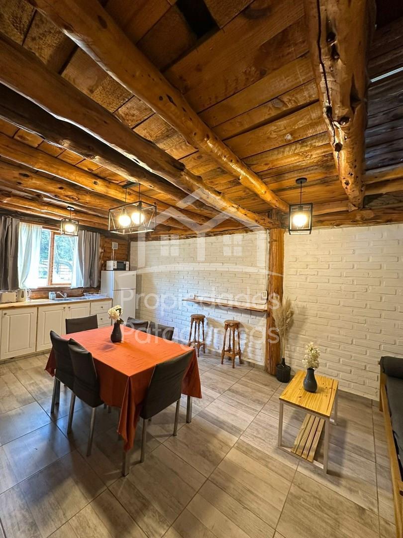 Foto de Casa Chalet en Alquiler en Nahuel Malal, Bariloche, Patagonia, imagen 2