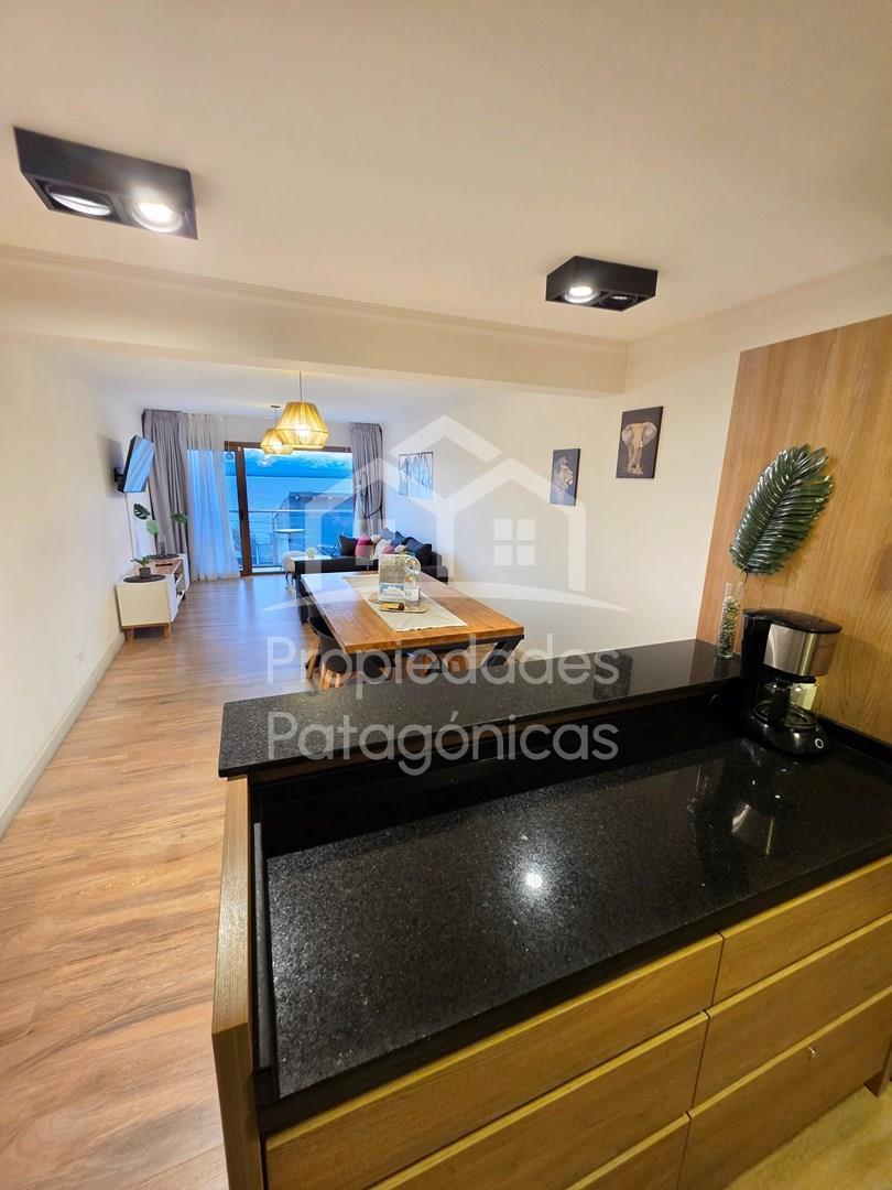 Foto de Departamento Monoambiente en Venta en Centro de Bariloche, Bariloche, imagen 4