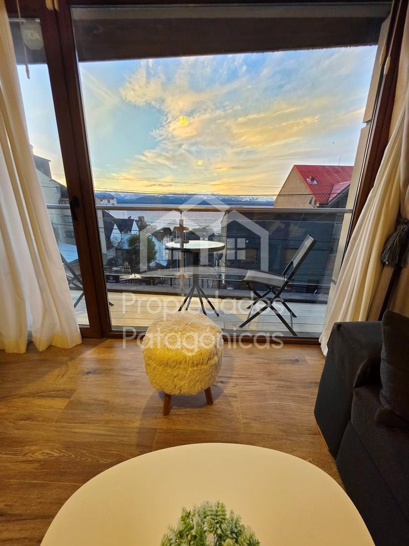 Foto de Departamento Monoambiente en Venta en Centro de Bariloche, Bariloche, imagen 2