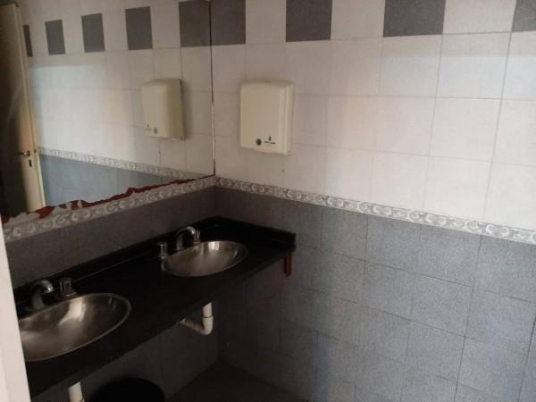 Foto de VENTA MODERNO EDIFICIO CON RENTA EN MICRO CENTRO DE MAR DEL PLATA, imagen 5