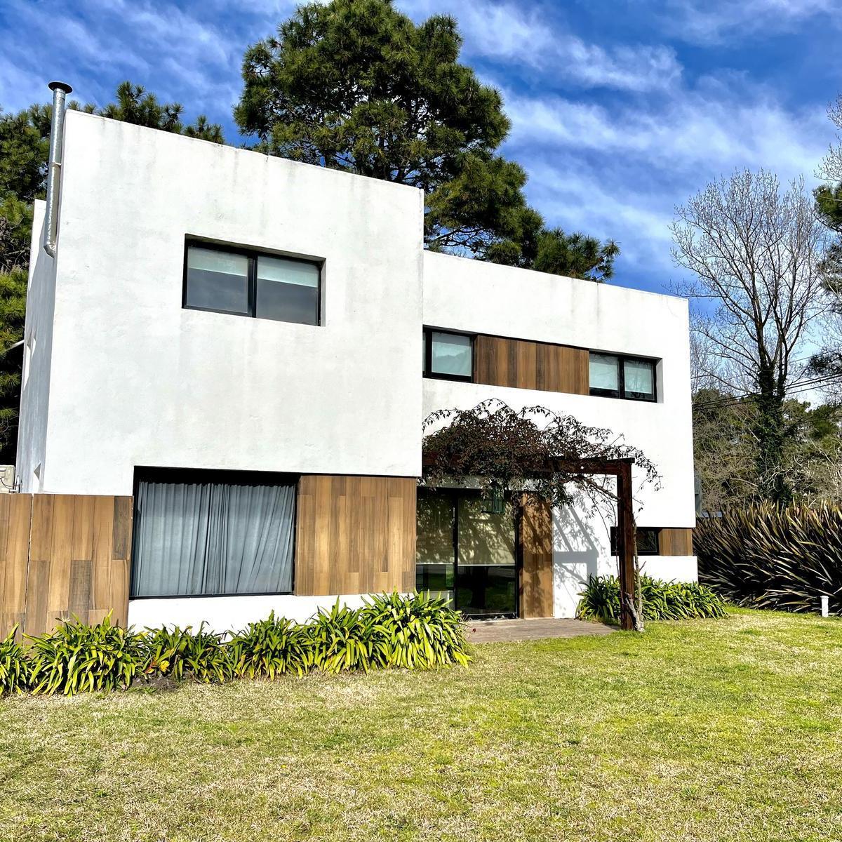 Dos Casas Modernas en Block en La Caleta 4