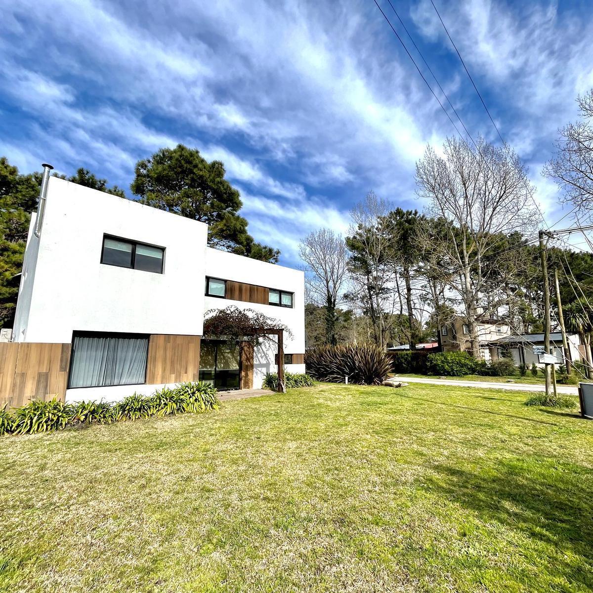 Dos Casas Modernas en Block en La Caleta 3